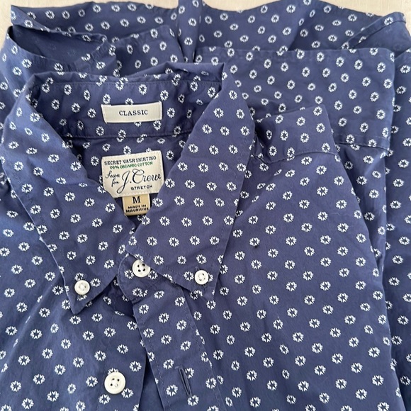 J. Crew Long-Sleeve Button Down - Classic Fit, M in Blue w/ White Star Motif - Picture 1 of 1